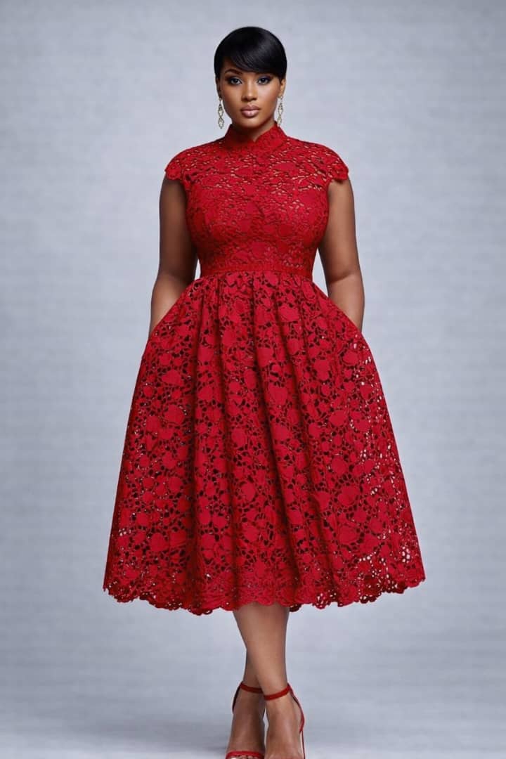 Val Lace Dress - view 2